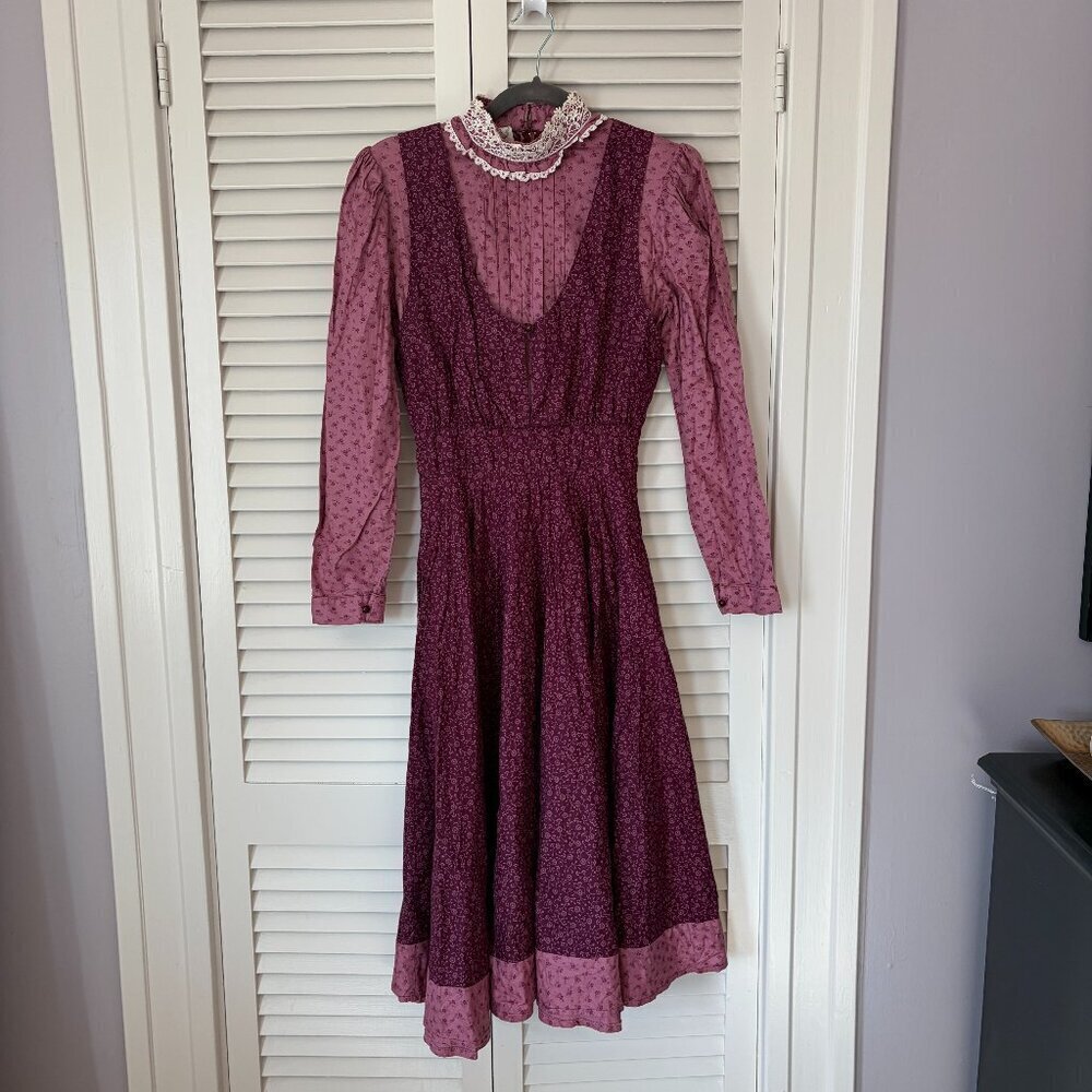 Vintage Gunne Sax prairie dress 70s pink floral burgundy calico maroon *flaw*
